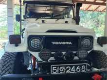 Toyota FJ40 1972 SUV