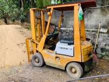 https://riyasewana.com/uploads/toyota-forklift-1990-39573612382.jpg