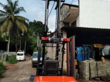 https://riyasewana.com/uploads/toyota-forklift-fd-20200124693545.jpg