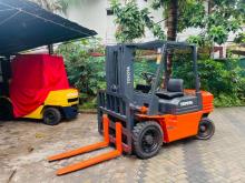 https://riyasewana.com/uploads/toyota-forklift-fd-51157236976.jpg