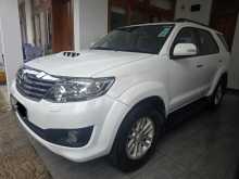Toyota Fortuner 2013 SUV