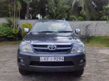 Toyota Fortuner 2006 SUV