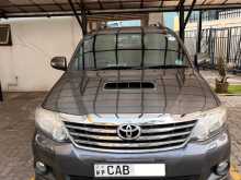 Toyota Fortuner 2013 SUV