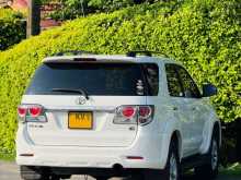 https://riyasewana.com/uploads/toyota-fortuner-141005074143.jpg