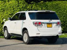 https://riyasewana.com/uploads/toyota-fortuner-141005486194.jpg