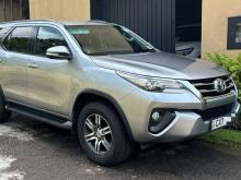 Toyota Fortuner 2016 SUV