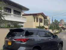 https://riyasewana.com/uploads/toyota-fortuner-15100807552.jpg