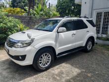 Toyota Fortuner 2013 SUV