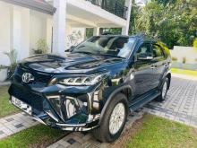 Toyota Fortuner 2013 SUV