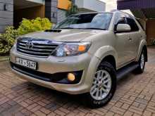 Toyota Fortuner 1KD 2013 SUV