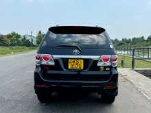 https://riyasewana.com/uploads/toyota-fortuner-2011-2710330912302.jpg