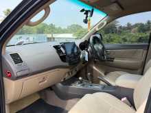 https://riyasewana.com/uploads/toyota-fortuner-2011-2710330912753.jpg