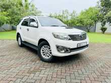 Toyota Fortuner 2013 SUV