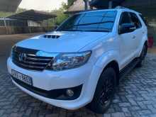 Toyota Fortuner 2013 SUV