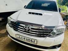 Toyota Fortuner 2013 SUV