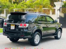 https://riyasewana.com/uploads/toyota-fortuner-2013-1819542017325.jpg