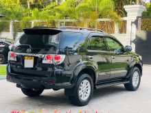 https://riyasewana.com/uploads/toyota-fortuner-2013-2013-30153212552.jpg