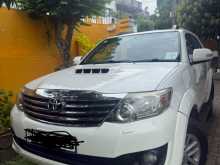 Toyota Fortuner 2013 SUV