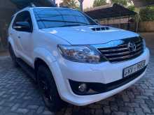 https://riyasewana.com/uploads/toyota-fortuner-2013-219040312622.jpg