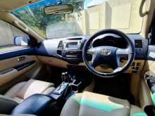 https://riyasewana.com/uploads/toyota-fortuner-2013-259274812033.jpg
