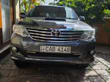 Toyota Fortuner 2013 SUV