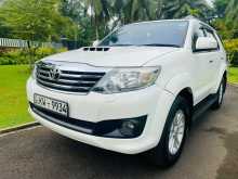 Toyota Fortuner 2013 SUV