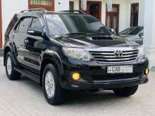 Toyota Fortuner 2013 SUV