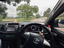 https://riyasewana.com/uploads/toyota-fortuner-2013-716414012474.jpg