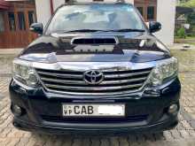 https://riyasewana.com/uploads/toyota-fortuner-2014-2410445912262.jpg