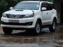 Toyota Fortuner 2015 SUV