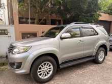 Toyota Fortuner 2015 SUV