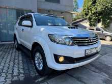 Toyota Fortuner 2015 SUV