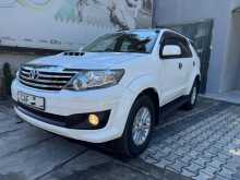 Toyota Fortuner 2015 SUV