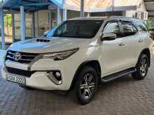 https://riyasewana.com/uploads/toyota-fortuner-2016-1917131012432.jpg
