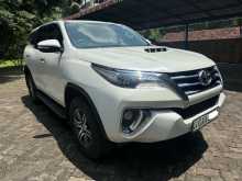 https://riyasewana.com/uploads/toyota-fortuner-2016-2013111412081.jpg