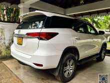https://riyasewana.com/uploads/toyota-fortuner-2017-1210260912202.jpg