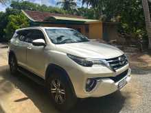 Toyota Fortuner 2017 SUV