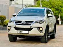 https://riyasewana.com/uploads/toyota-fortuner-2112483322762.jpg