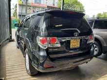 https://riyasewana.com/uploads/toyota-fortuner-2115130324.jpg