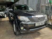 https://riyasewana.com/uploads/toyota-fortuner-2115130872.jpg
