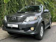 Toyota Fortuner 2013 SUV