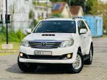 https://riyasewana.com/uploads/toyota-fortuner-21959424992.jpg