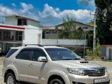 Toyota Fortuner 2015 SUV