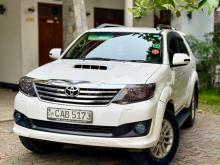 Toyota Fortuner 2013 SUV