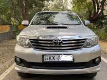 Toyota Fortuner 2013 SUV