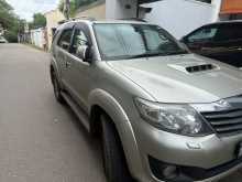 https://riyasewana.com/uploads/toyota-fortuner-29224616352.jpg