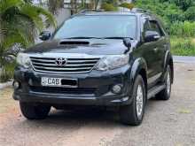 Toyota Fortuner 3 0 2013 SUV