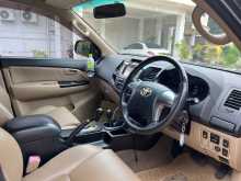 https://riyasewana.com/uploads/toyota-fortuner-3-0-2013-315071512493.jpg