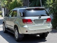 Toyota Fortuner 2006 SUV