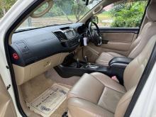 https://riyasewana.com/uploads/toyota-fortuner-311113196514.jpg